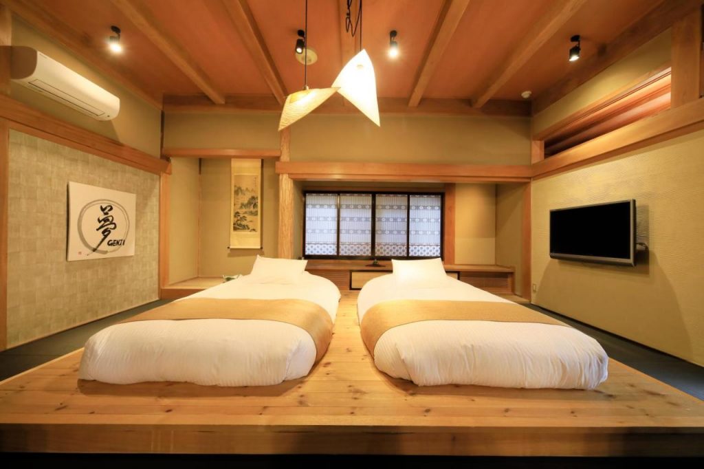 Fuji-Onsenji-Yumedono-Guest-Bedroom-Ryokan-Japan