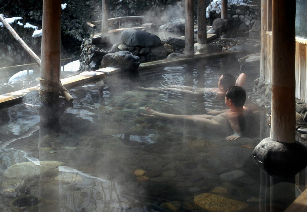 Japanese-Onsen-Men-Nude-Communal-Bath