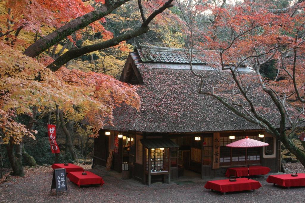 Kotonoyado-Musashino-Ryokan-Nara-Japan-Entrance