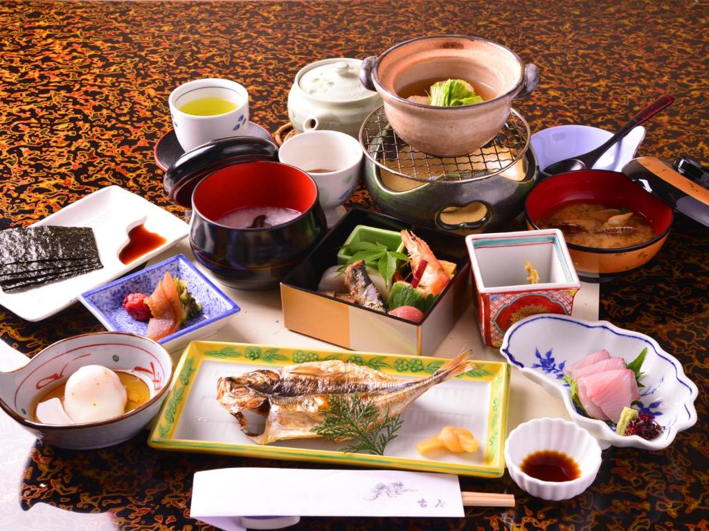 Furuya-Ryokan-Atami-Food-Meal-Japan